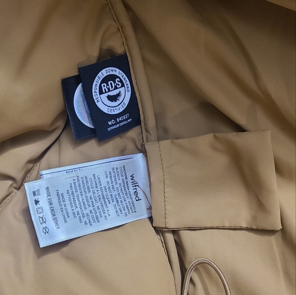 NWT aritzia wilfred goose down puffer the cloud puff in amulet brown corduroy - Picture 6 of 6